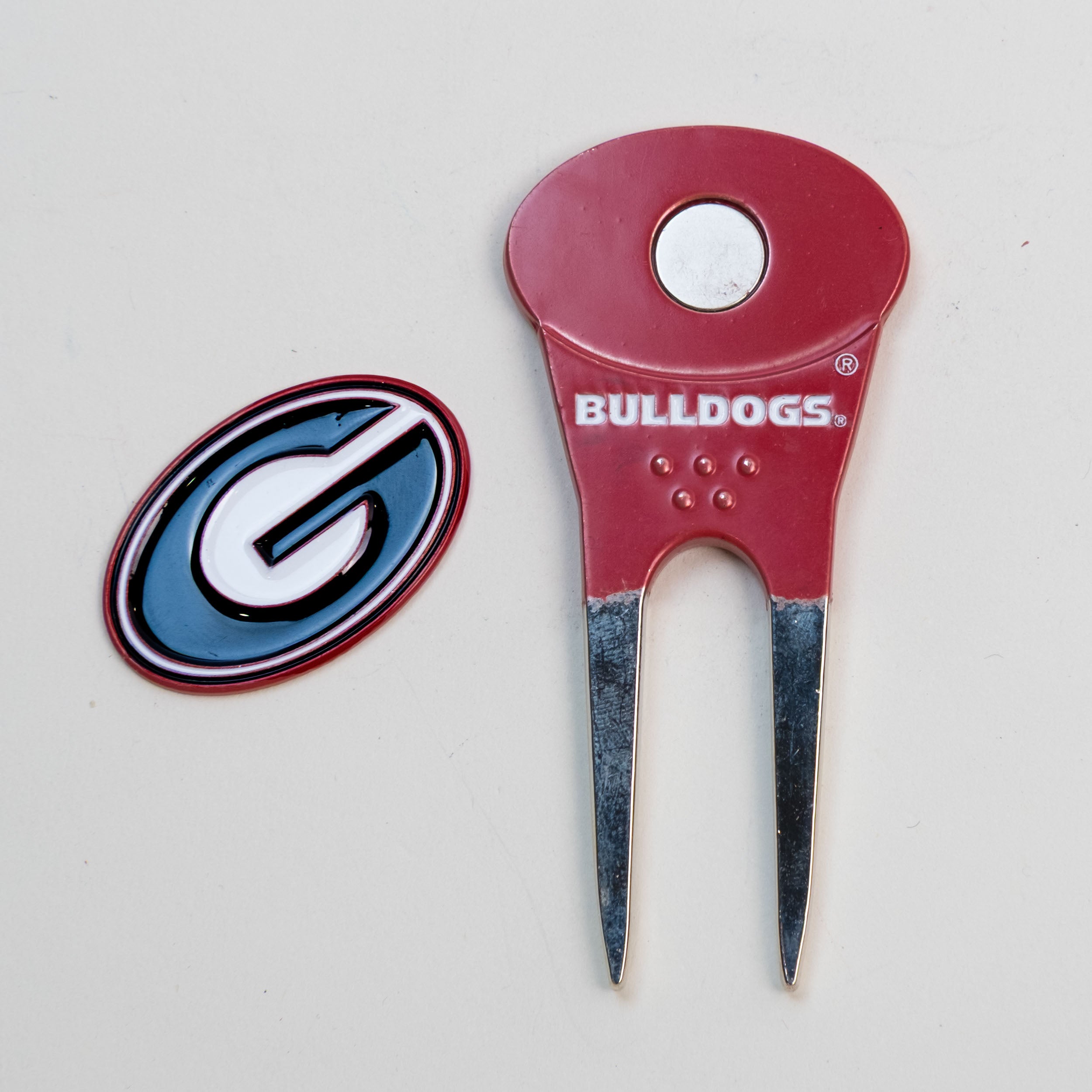 Georgia Bulldogs Custom Shaped Divot Tool