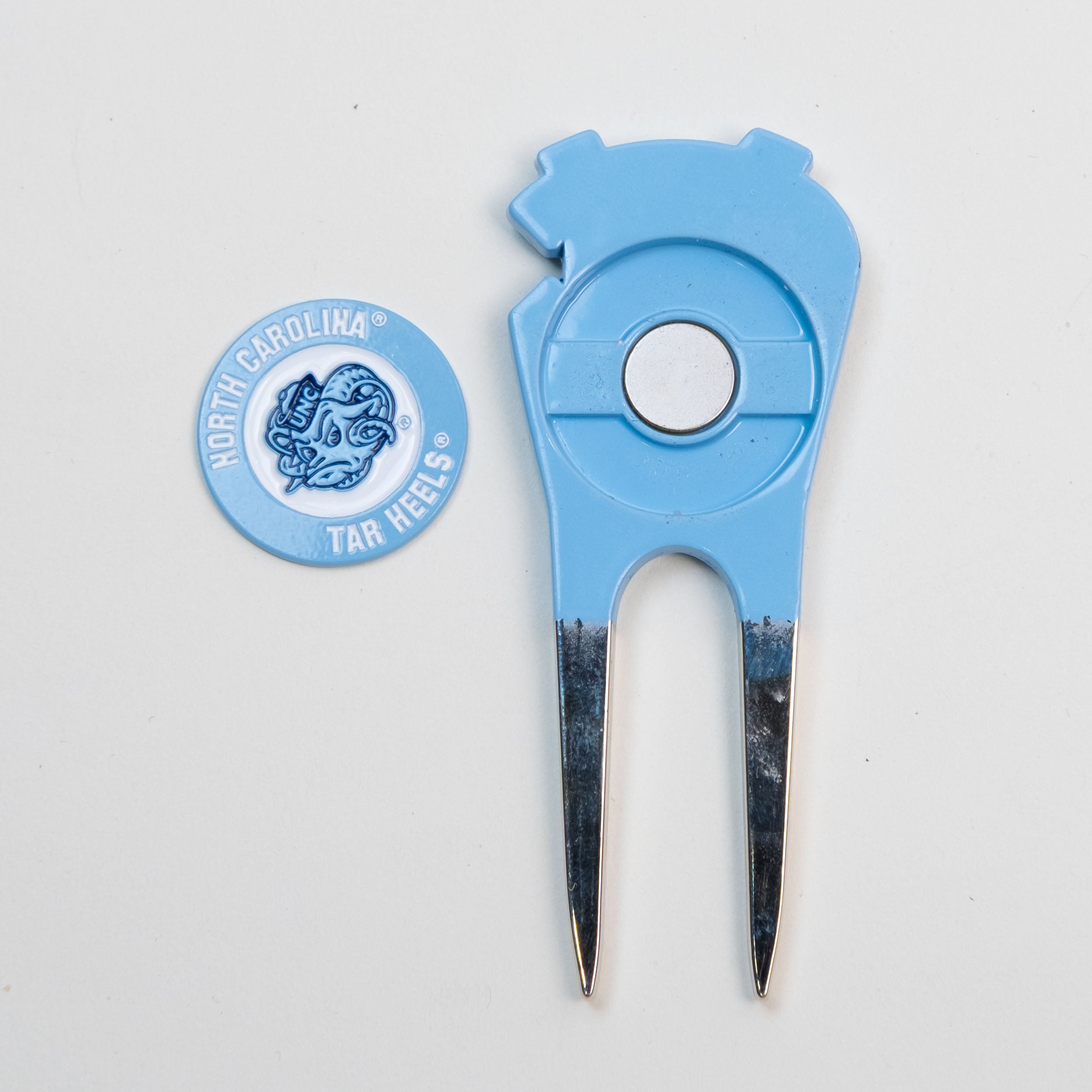 North Carolina Tar Heels Custom Shaped Divot Tool