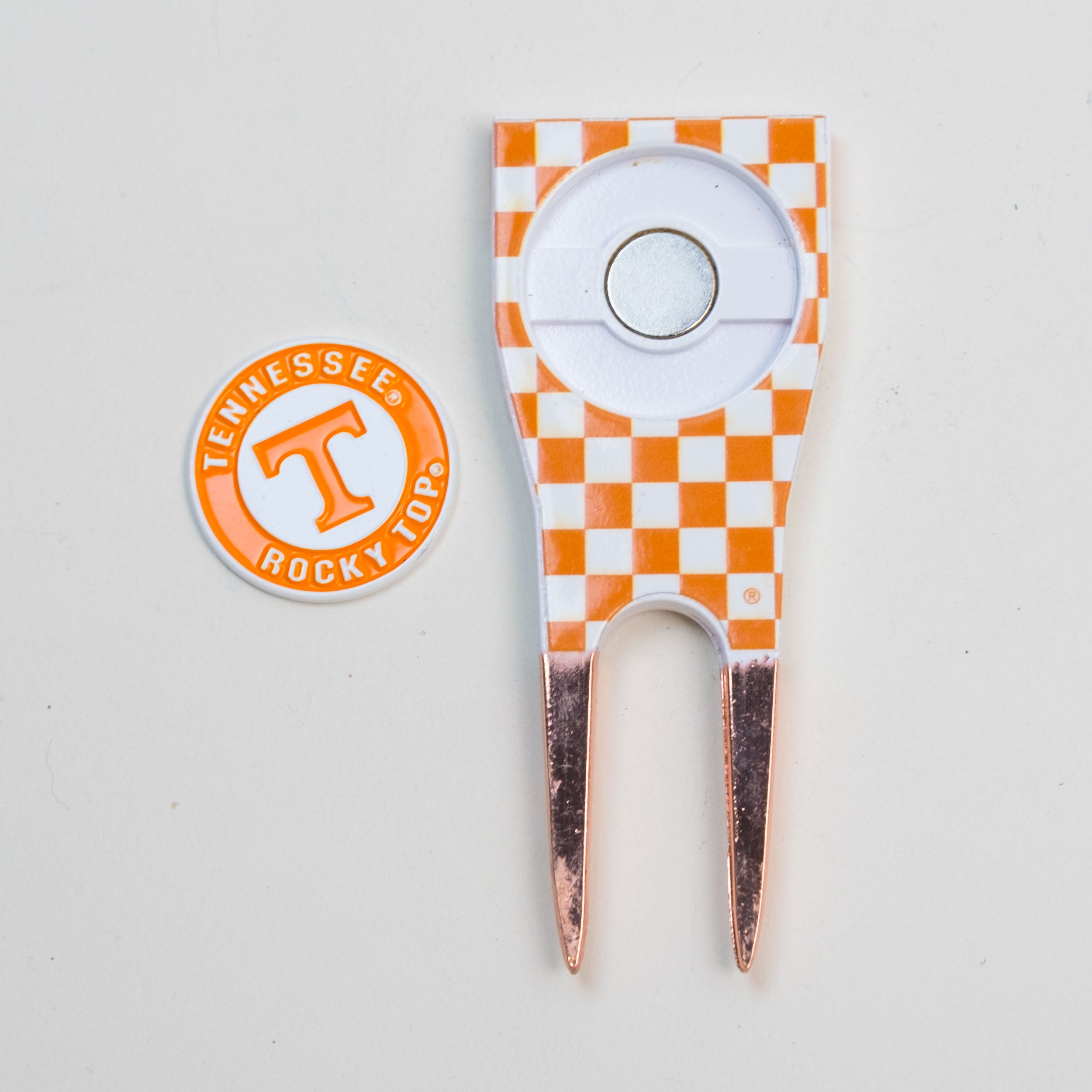 Tennessee Volunteers Custom Shaped Divot Tool