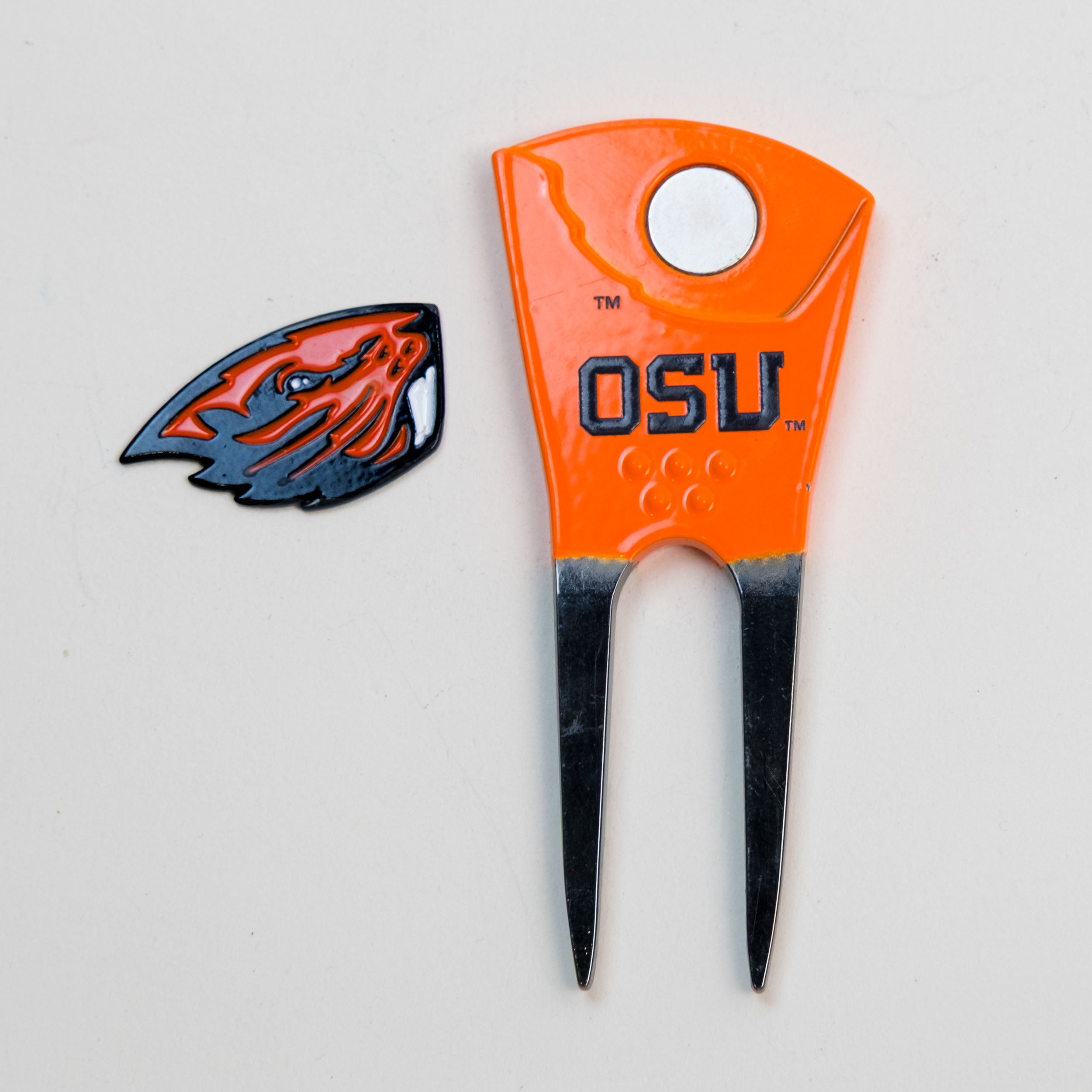 Oregon State Beavers Custom Shaped Divot Tool