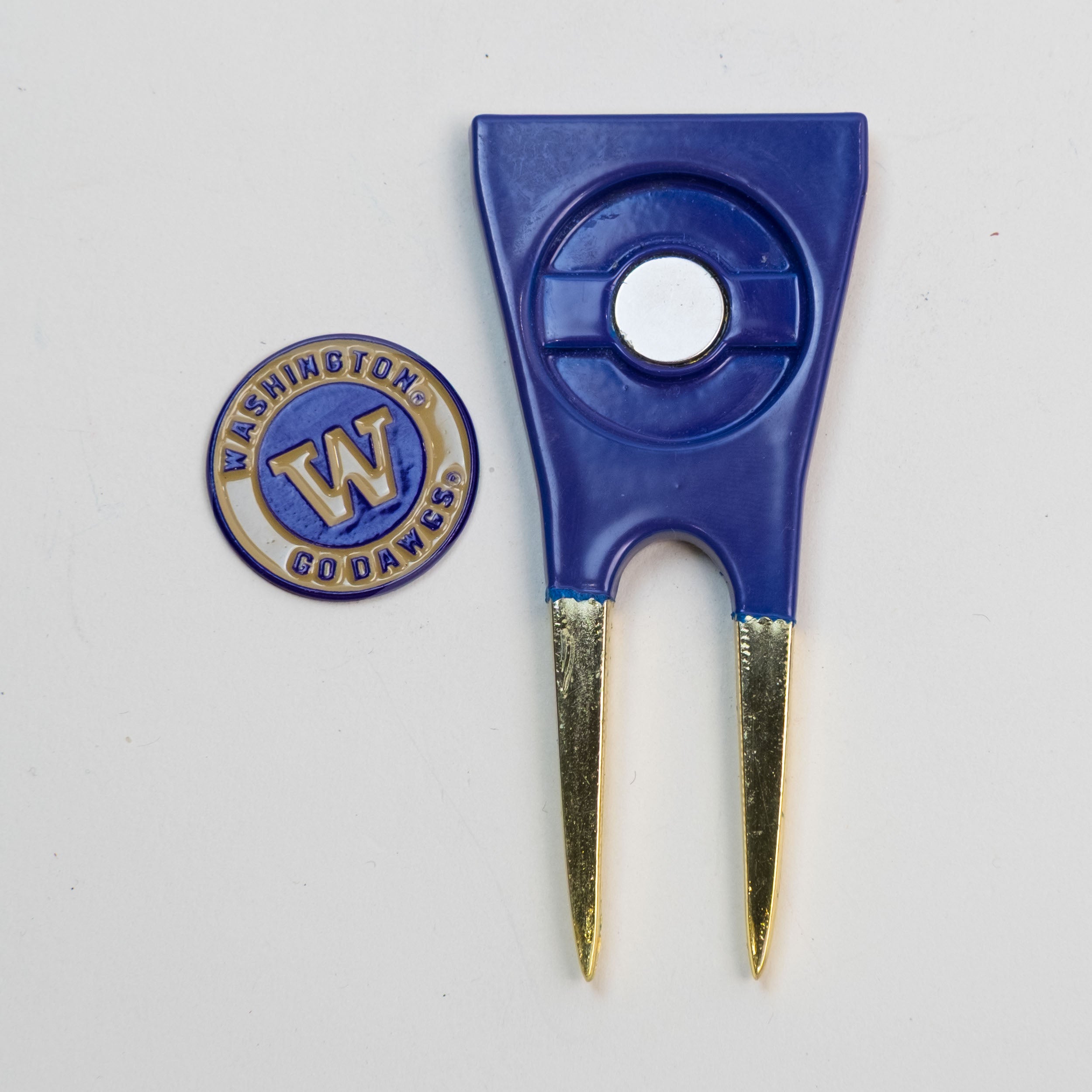 Washington Huskies Custom Shaped Divot Tool